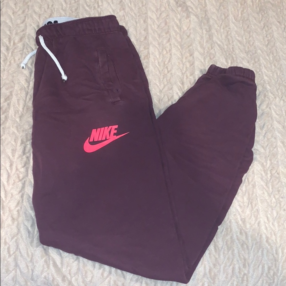 Womens nike joggers size small